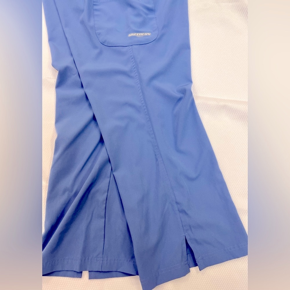 Skechers Scrubs Set 3X Top & 2X Pants - Picture 8 of 8